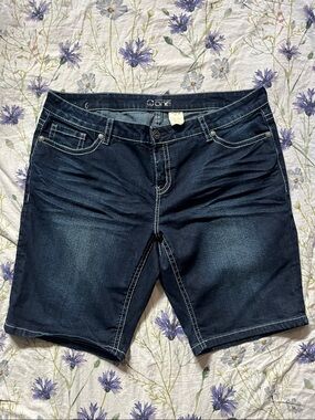 Warehouse One W1 Bermuda Denim Shorts Size 20+ Plus Size Like New